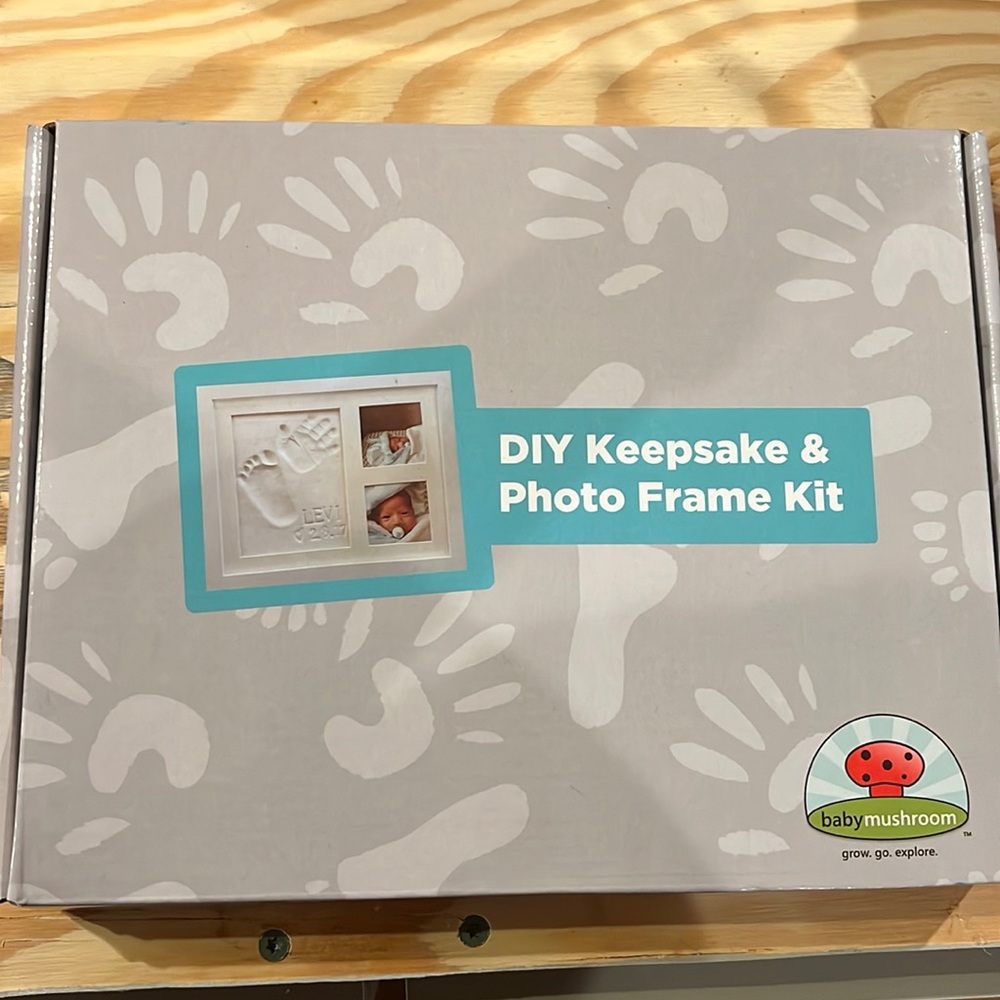 Newborn baby keepsake and photo frame kit BRAND NEW